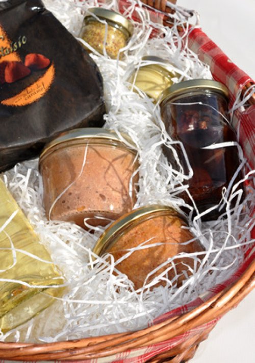 Idée cadeau de Noël pour adulte : Le panier garni gourmand, une valeur