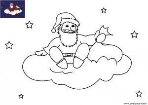 Coloriage de Noël, Le Père Noël sur un nuage dans le ciel à imprimer pour les enfants