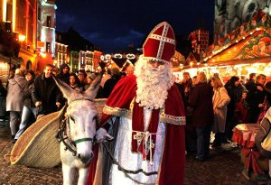 Paroles de chansons de Noël : Saint Nicolas